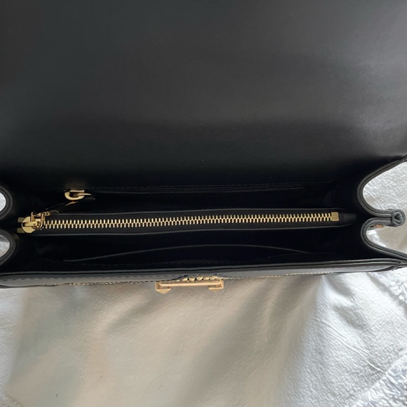 Michael Kors convertible bag - Picture 6 of 6